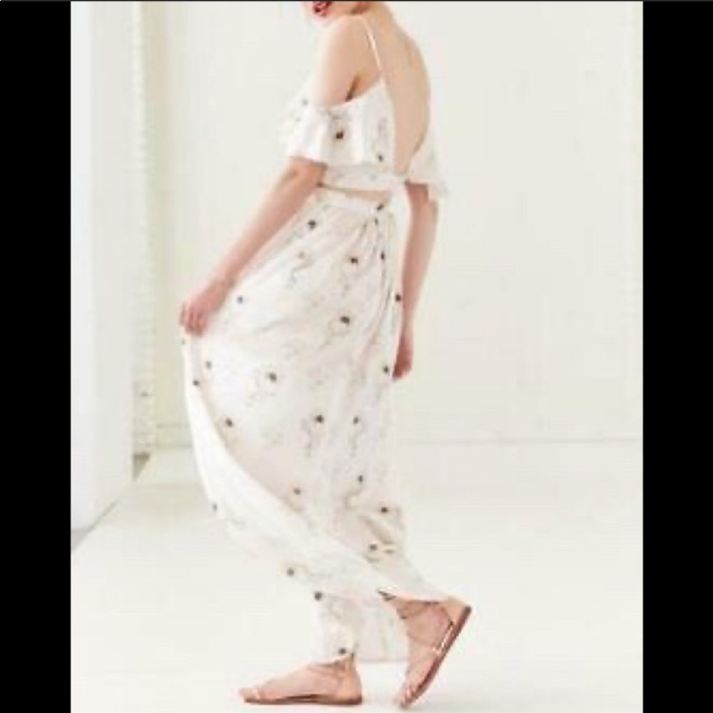 OML || NWOT Full length Silk Type Floral Skirt